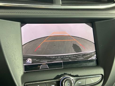 Used 2023 Chevrolet TrailBlazer LT image 34