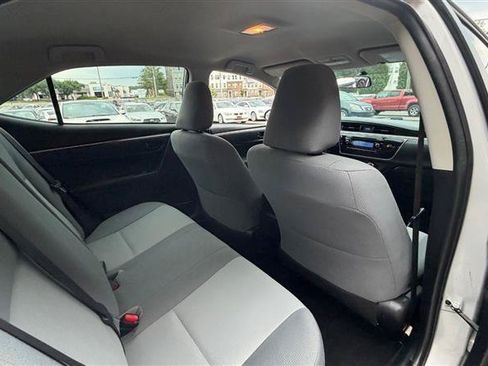 Used 2014 Toyota Corolla L FWD image 17