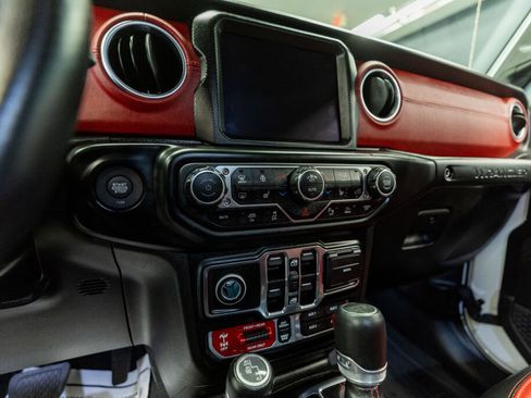 Used 2023 Jeep Wrangler Unlimited Rubicon 392 image 10