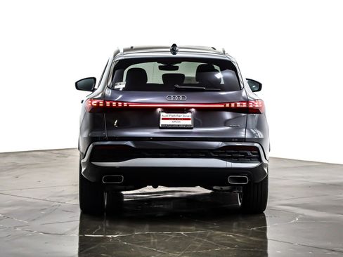 New 2025 Audi Q5 Premium image 3