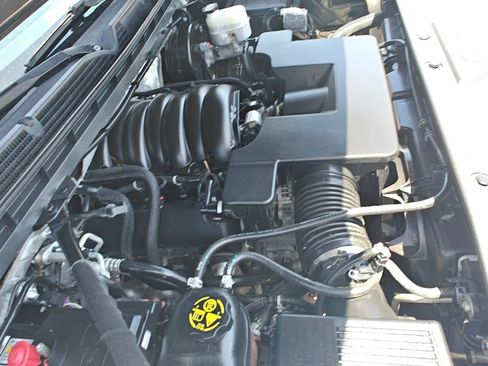Used 2017 Chevrolet Silverado 1500 LT w/ All Star Edition RWD image 35