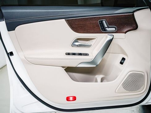 Certified 2022 Mercedes-Benz CLA 250 image 19