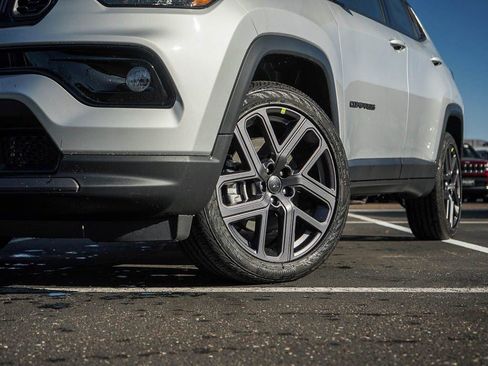 New 2026 Jeep Compass Limited image 6