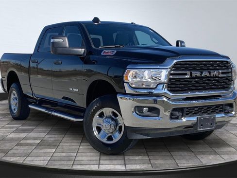 Used 2024 RAM 2500 Big Horn w/ Bed Utility Group image 3