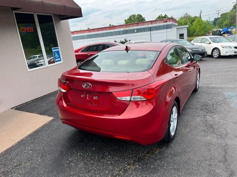 Used 2013 Hyundai Elantra GLS w/ Preferred Pkg FWD image 6