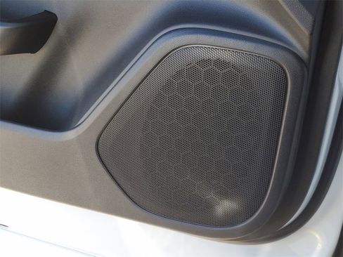 New 2026 Chevrolet Blazer LT image 16