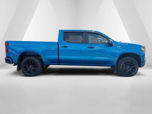 Used 2023 Chevrolet Silverado 1500 Custom image 8