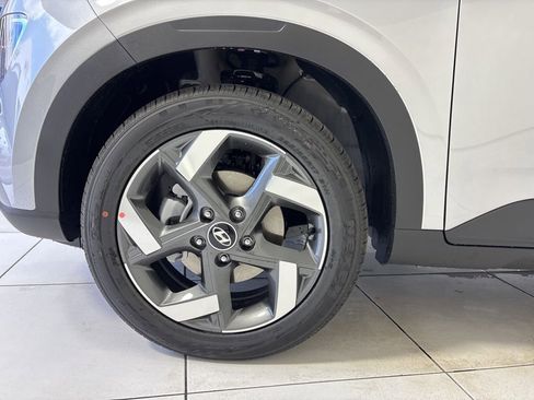 New 2026 Hyundai Venue SEL image 9