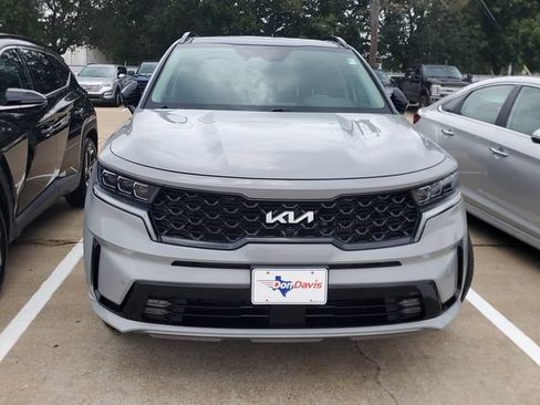 Used 2022 Kia Sorento SX FWD image 3