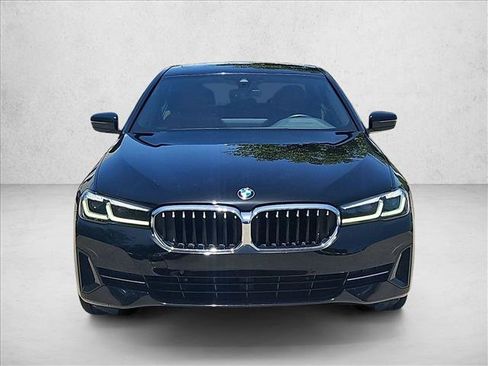 Used 2023 BMW 530i w/ Convenience Package RWD image 2