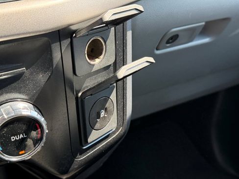 Used 2024 Ford F150 XLT AWD/4WD image 30