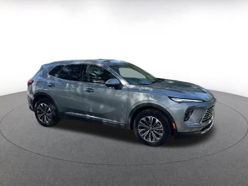 Used 2024 Buick Envision Preferred image 2