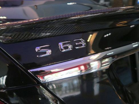 Used 2014 Mercedes-Benz S 63 AMG 4MATIC Sedan image 44