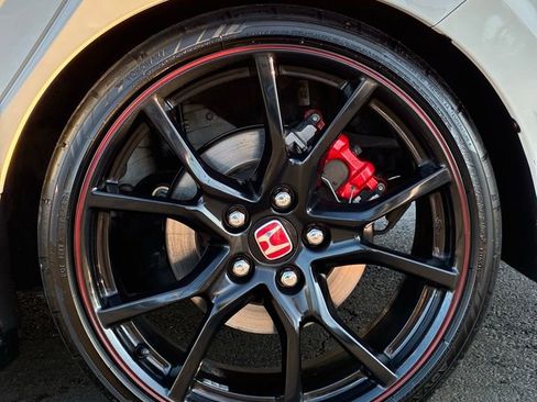 Used 2018 Honda Civic Type R image 48