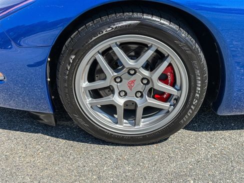 Used 2002 Chevrolet Corvette Z06 w/ Memory Pkg RWD image 15