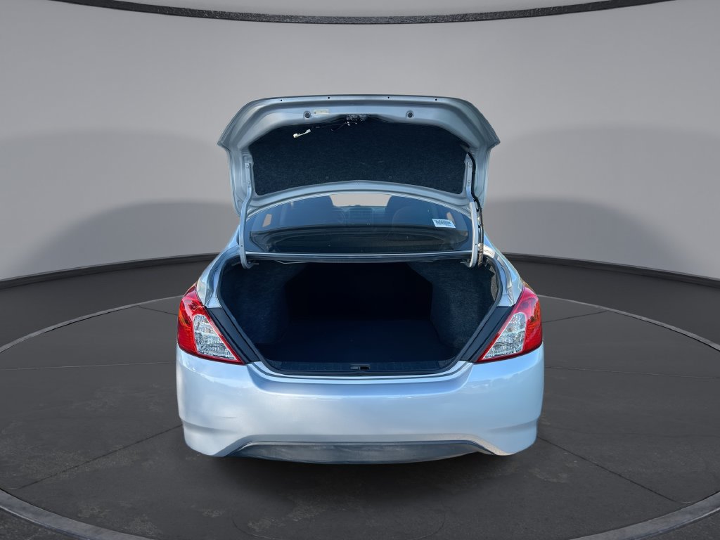 Used 2016 Nissan Versa S Plus FWD image 25