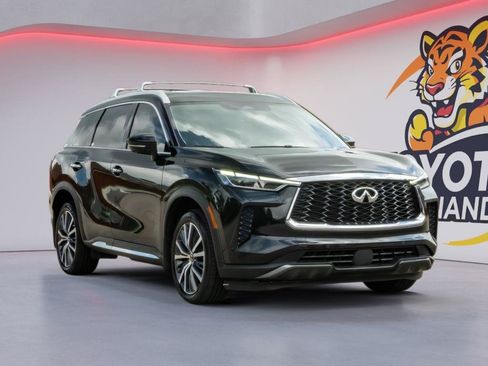 Used 2023 INFINITI QX60 Sensory w/ Cargo Package AWD/4WD image 4