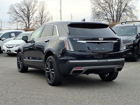Used 2021 Cadillac XT5 Premium Luxury image 4