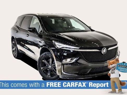 Used 2024 Buick Enclave Essence w/ LPO, Touring Package image 2