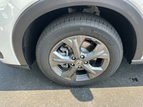 New 2026 Honda HR-V LX image 35