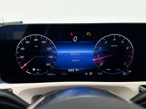 Used 2024 Mercedes-Benz CLA 250 4MATIC image 34