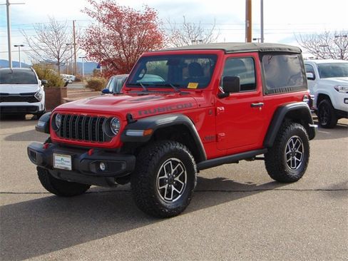 Used 2024 Jeep Wrangler Rubicon w/ Convenience Group image 8