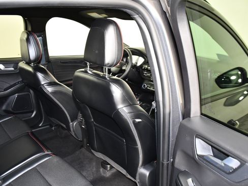 Used 2025 Ford Escape ST-Line AWD/4WD image 42