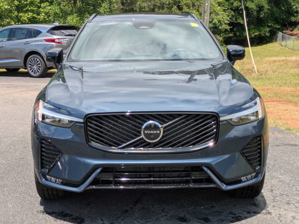 Used 2026 Volvo XC60 B5 Plus w/ Protection Package Premier AWD/4WD image 9