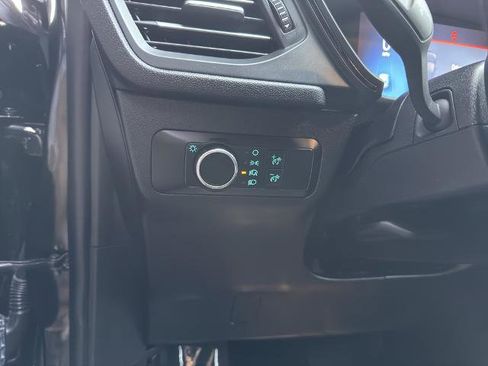 Certified 2025 Ford Escape ST-Line image 18