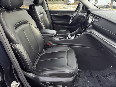 Certified 2023 Jeep Grand Cherokee Limited image 14