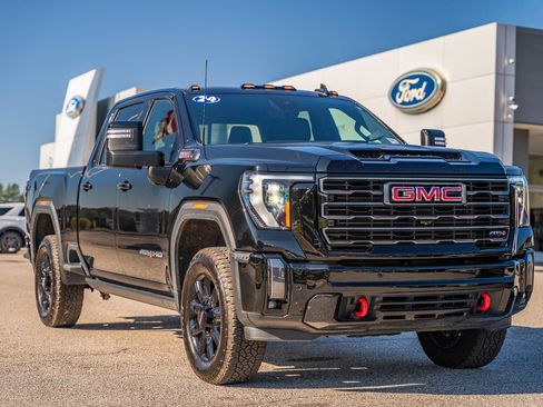 Used 2024 GMC Sierra 2500 AT4 w/ AT4 Premium Plus Package image 1