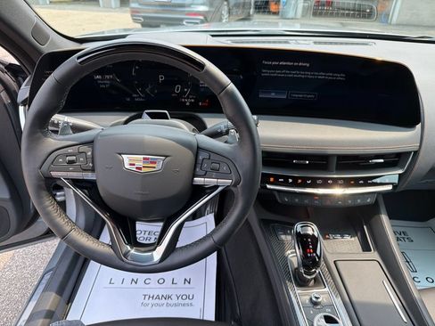 Used 2026 Cadillac CT5 Sport AWD/4WD image 17
