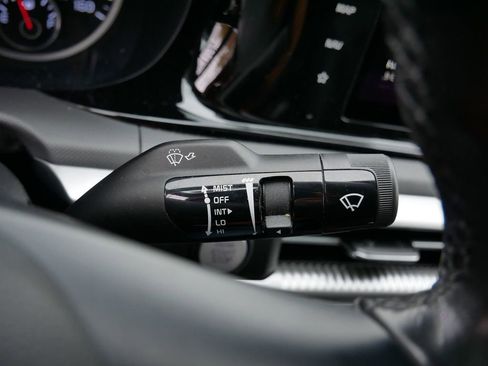 Used 2023 Kia K5 GT-Line image 29