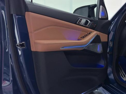 Used 2024 BMW X5 M60i image 17