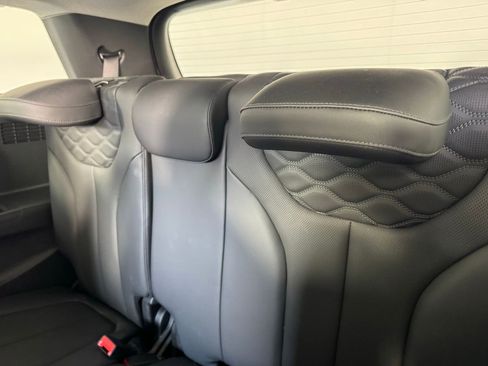 Used 2022 Hyundai Palisade Limited w/ Cargo Package FWD image 12