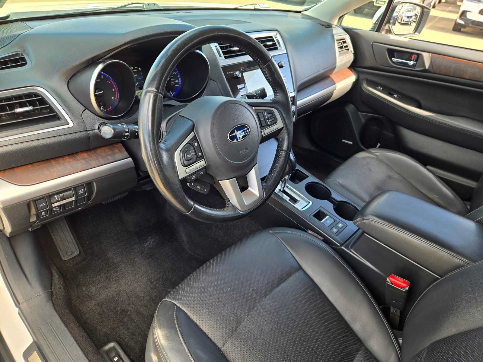 Used 2015 Subaru Outback 2.5i Limited w/ Protection Package #1 AWD/4WD image 10