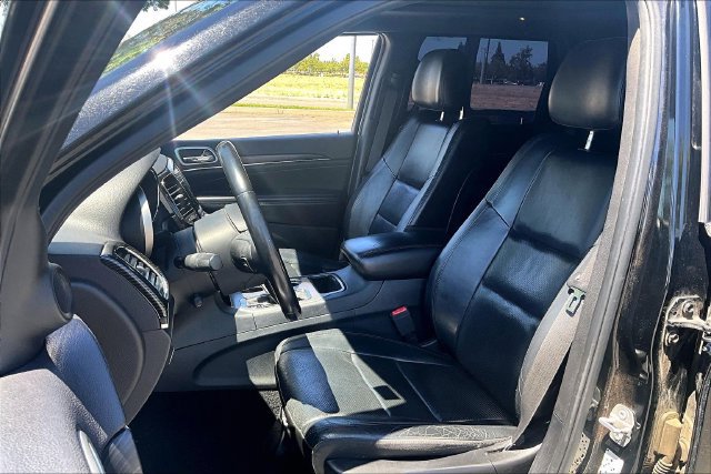 Used 2019 Jeep Grand Cherokee Limited w/ Luxury Group II RWD image 25