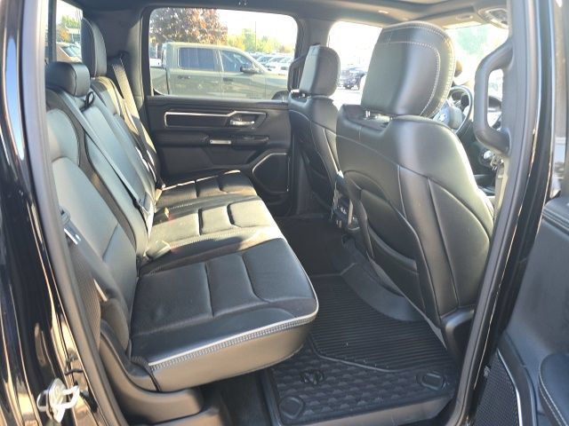 Used 2024 RAM 1500 Laramie AWD/4WD image 8