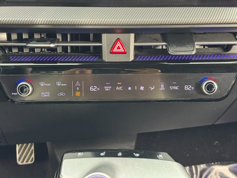 Used 2022 Kia EV6 GT-Line w/ GT-Line Suede Seat Package image 28