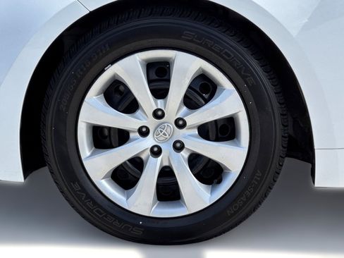 Used 2024 Toyota Corolla LE FWD image 12