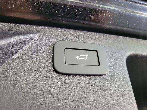 New 2025 Land Rover Discovery Sport Dynamic SE AWD/4WD image 30