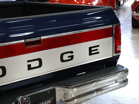 Used 1992 Dodge D/W Truck 150 image 39