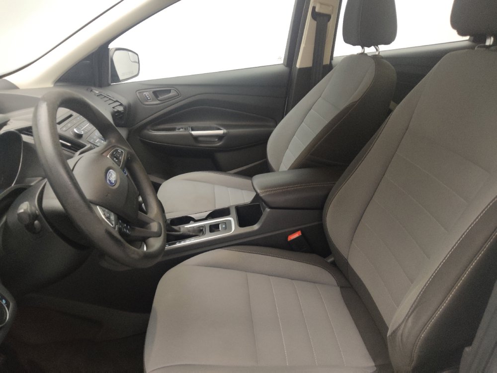 Used 2017 Ford Escape S FWD image 17