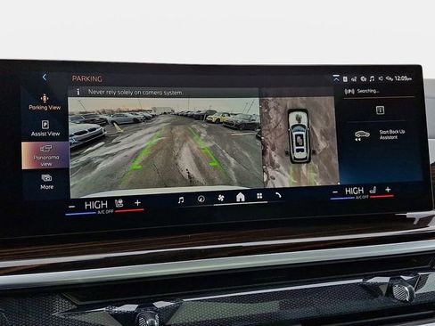 New 2026 BMW X7 xDrive40i w/ M Sport Package image 17