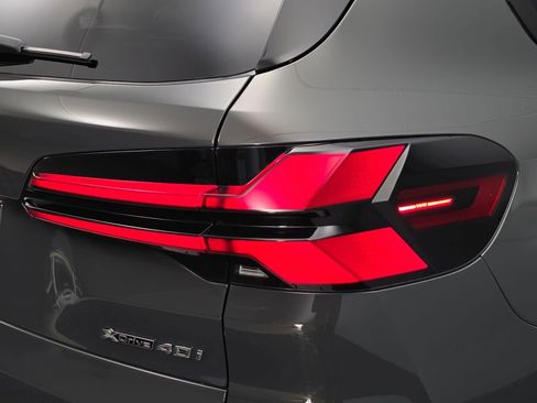 New 2026 BMW X5 xDrive40i w/ M Sport Package image 33