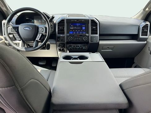 Used 2019 Ford F150 XLT w/ Equipment Group 302A Luxury AWD/4WD image 16