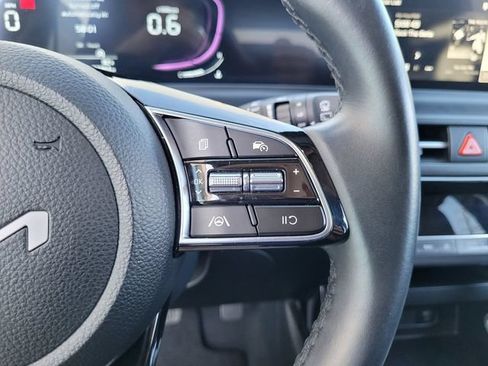 Certified 2025 Kia Seltos S FWD image 24