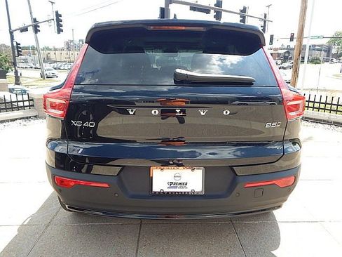 New 2026 Volvo XC40 B5 Plus w/ Protection Package Premier image 9