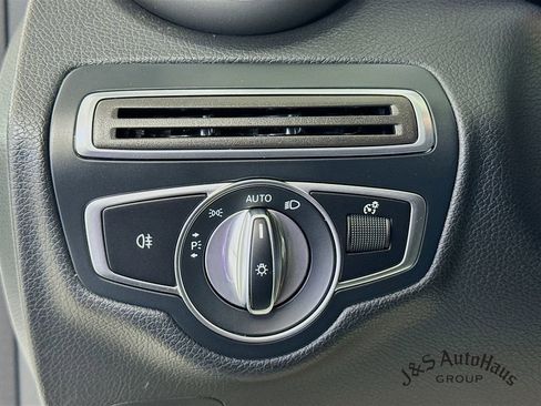 Used 2021 Mercedes-Benz C 300 C 300 image 10