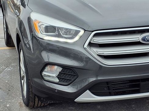 Used 2018 Ford Escape Titanium w/ Ford Safe & Smart Package image 28